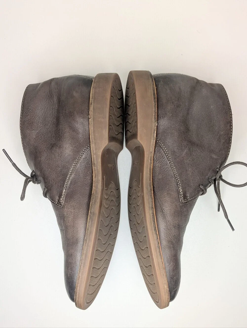 Clarks pre owned